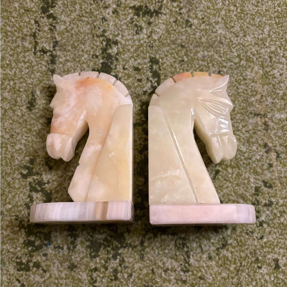 Green Marble Onyx Knight Bookends - Decorative Home Wall Decor